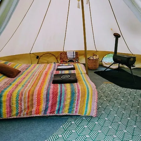 Camping Οργανωμένο κάμπινγκ Arolla